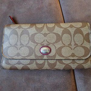 Coach Slim Tri-fold Wallet
